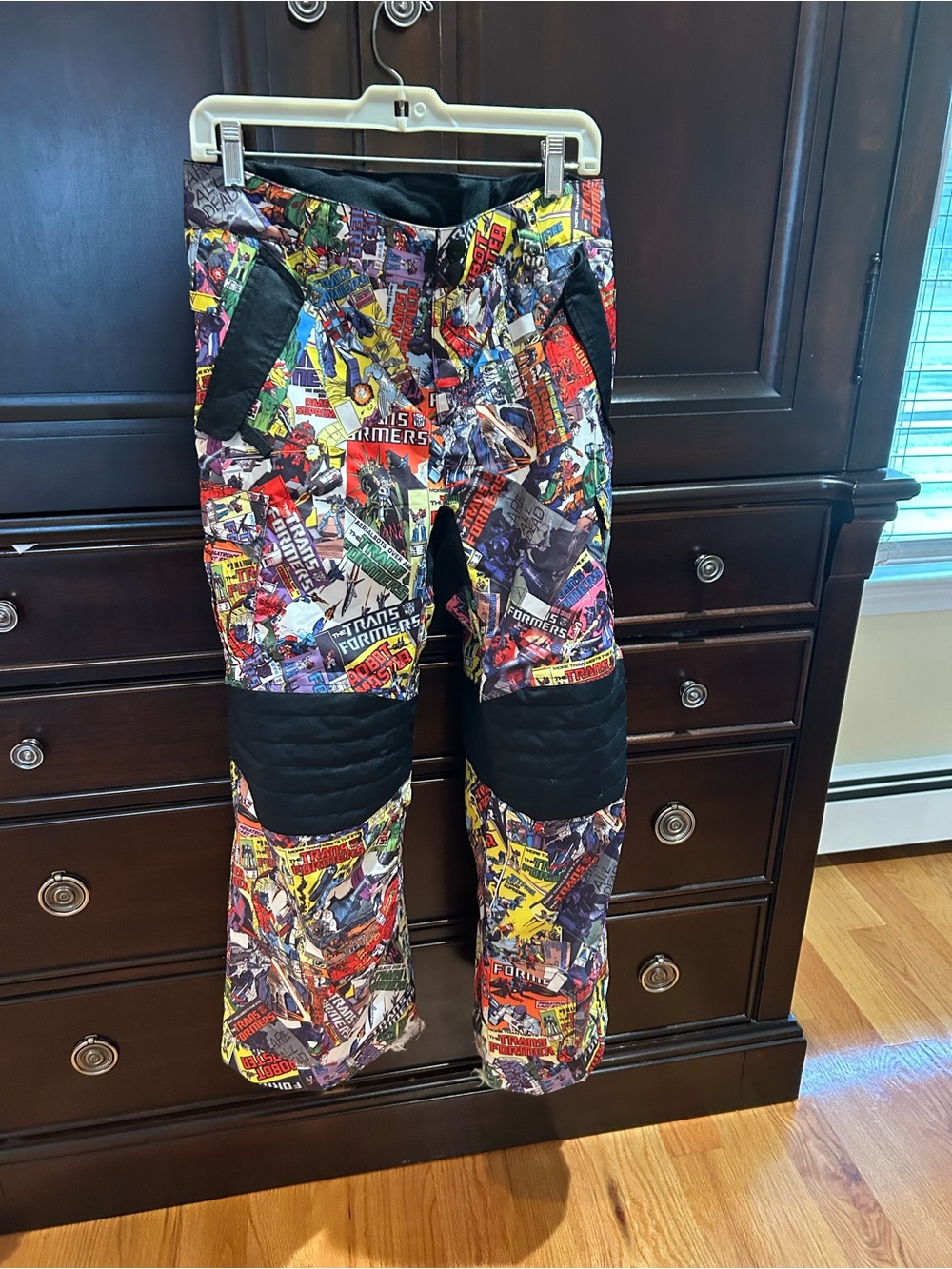 686 Kids Multicolor Transformers Comic-Print Snow Pants with Black Accents
